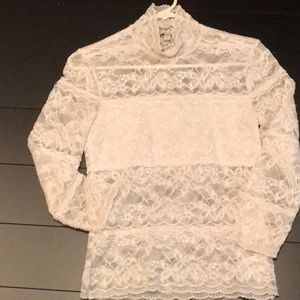Bebe lace top